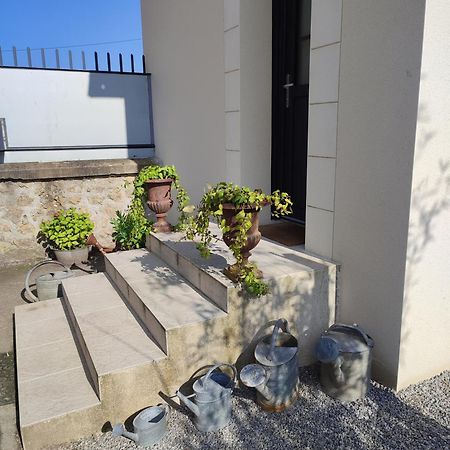 Maison De Campagne Avec Grand Parking Prive -Calme Et Serenite Chevincourt Exterior foto